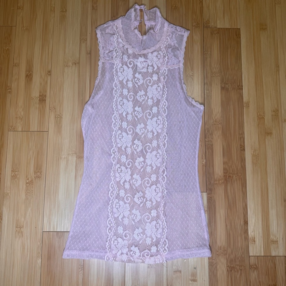 Guess Women’s Sleeveless Lace Mock Neck Blouse Pink Sheer Romantic Top